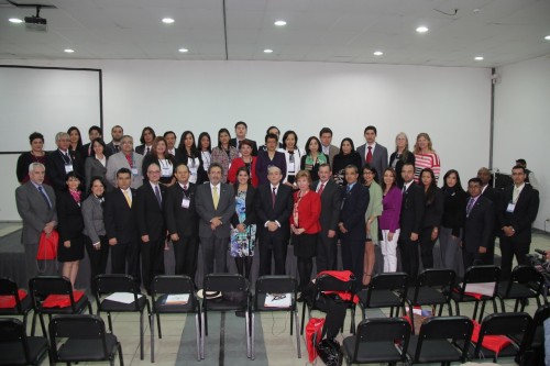 Encuentro de docentes con el Embajador de Zela
